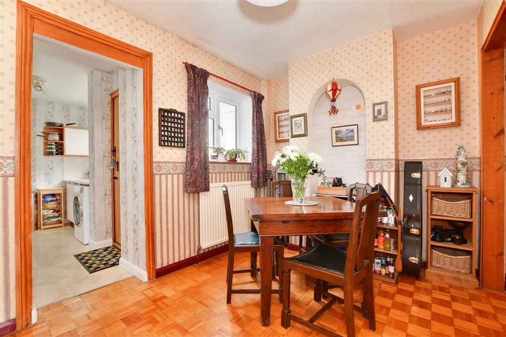 2 bed terraced house for sale in Windmill Lane, East Grinstead, West