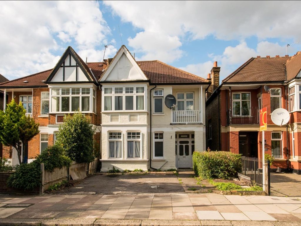 Lynton Road, Acton, London W3