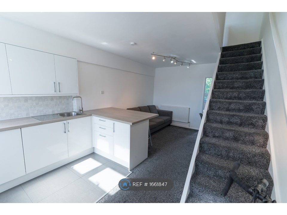 3 bed to rent in Johnson House, Bethnal Green E2 Zoopla