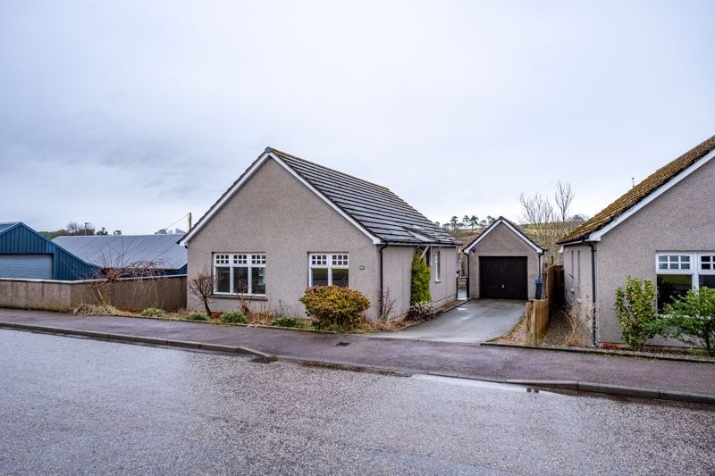 2 bed property for sale in Smiddy Field, Methlick, Ellon AB41 Zoopla