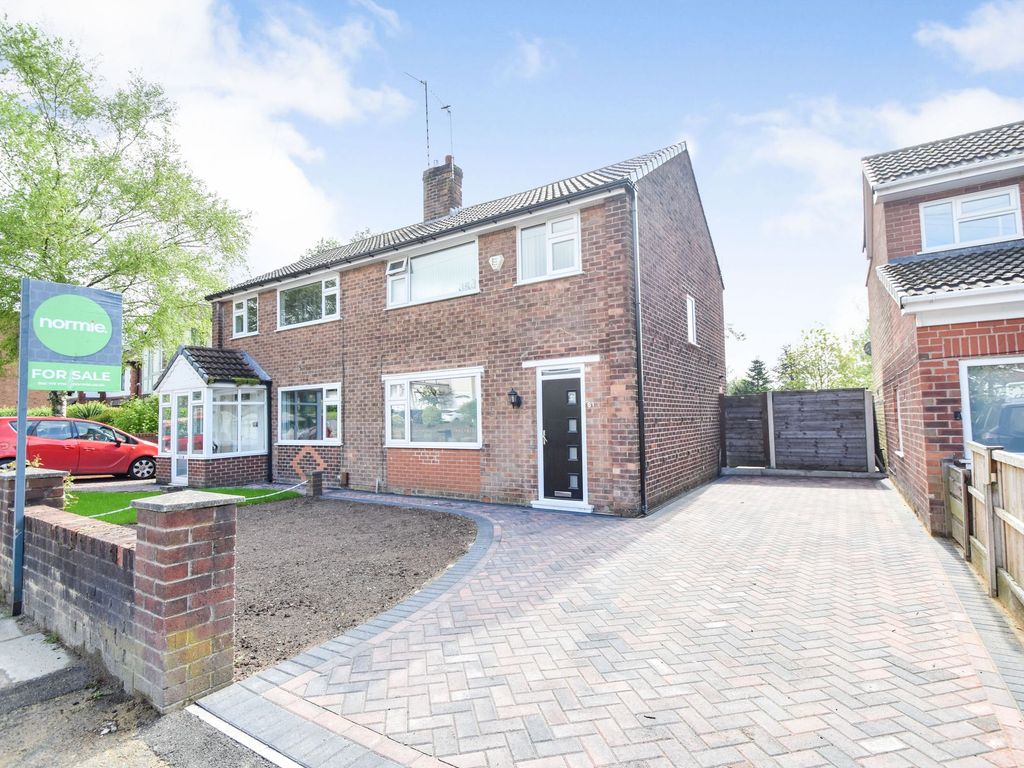 3 bed semidetached house for sale in Park Lane, Whitefield M45 Zoopla