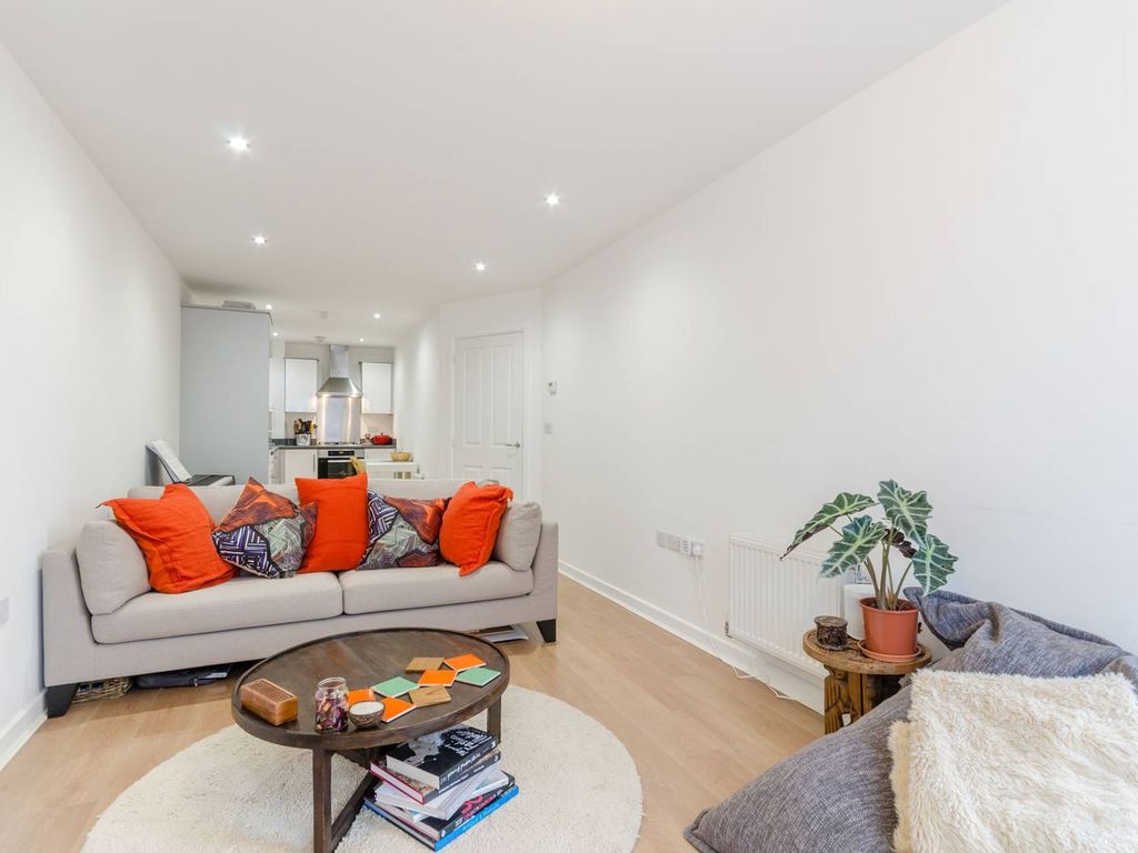 1 bed flat to rent in Worcester Close, Crystal Palace, London SE20, £1,500 pcm Zoopla