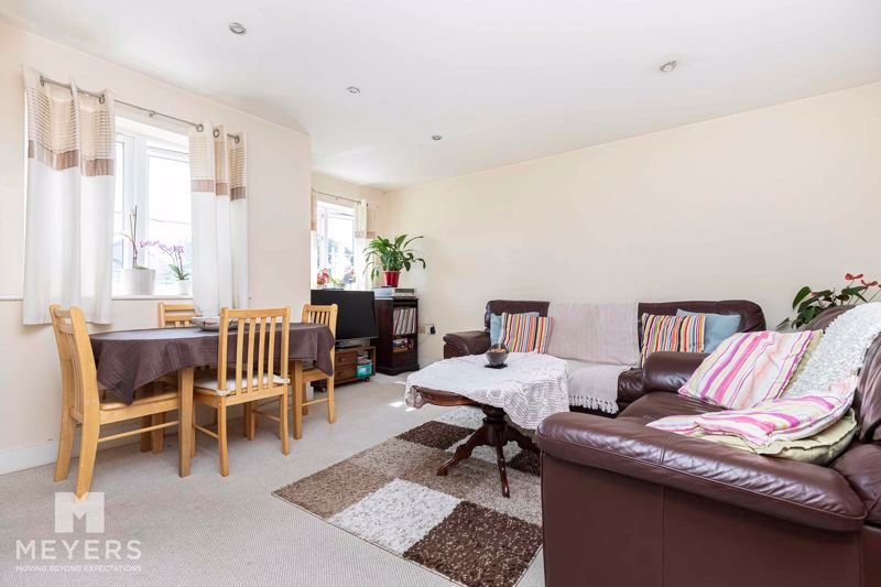 2 bed flat for sale in 17 Woodside Road, Southbourne BH5, £220,000 Zoopla