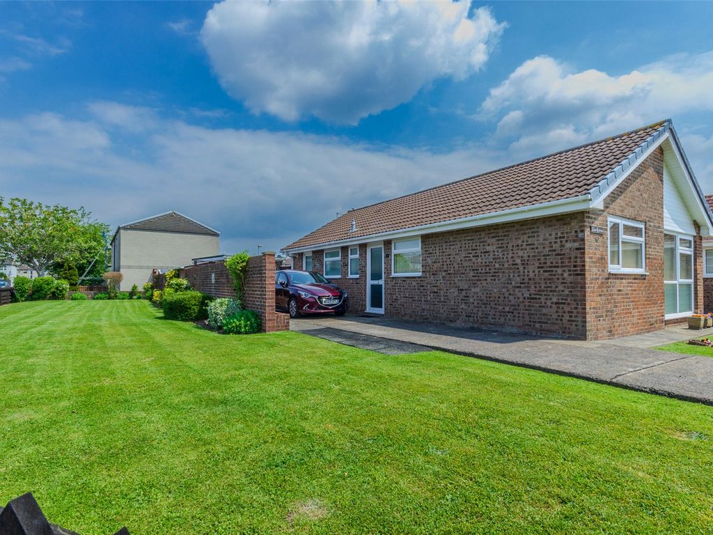 3 bed bungalow for sale in Woodpecker Drive, WestonSuperMare, Somerset BS22, £325,000 Zoopla