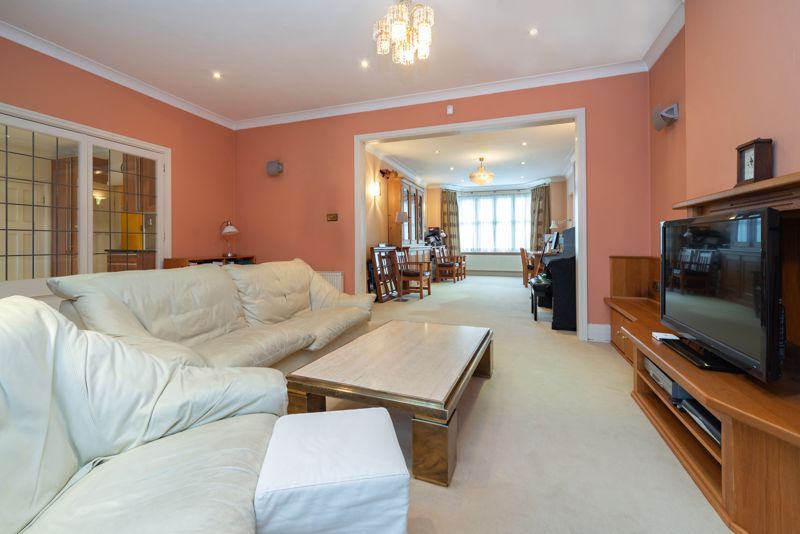 Hocroft Avenue, London NW2  