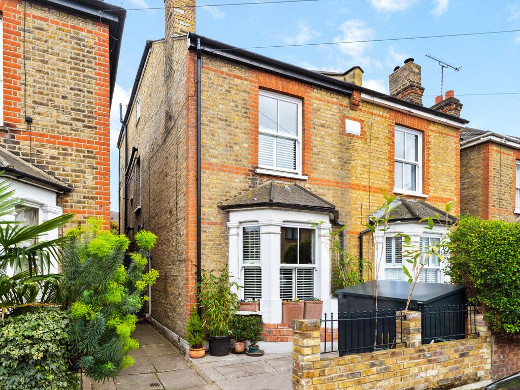 4 bed semidetached house for sale in Hardman Road, Kingston Upon