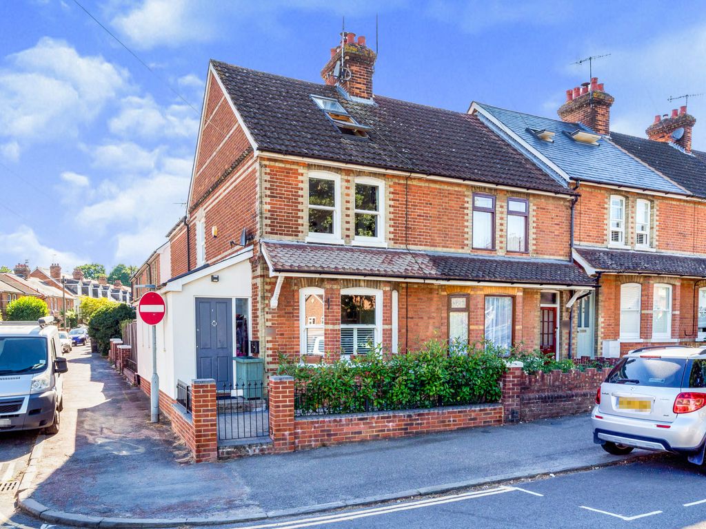 3 bed end terrace house for sale in Dorset Road, Tunbridge Wells TN2