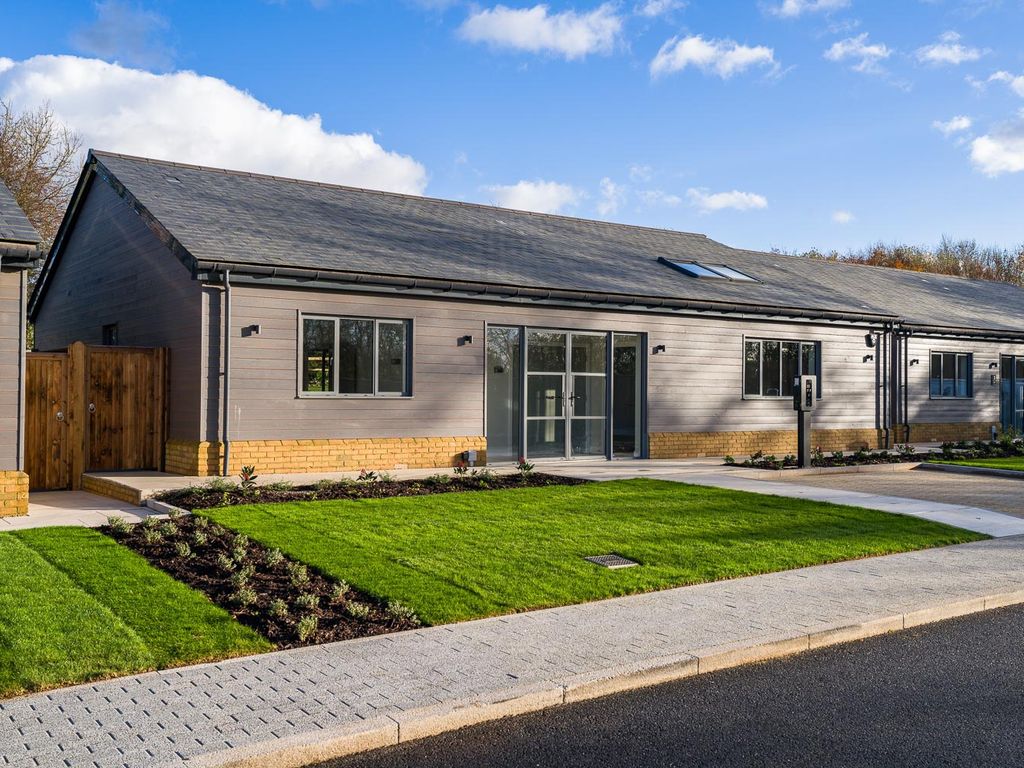 New home, 3 bed detached house for sale in Westerham Hill, Westerham