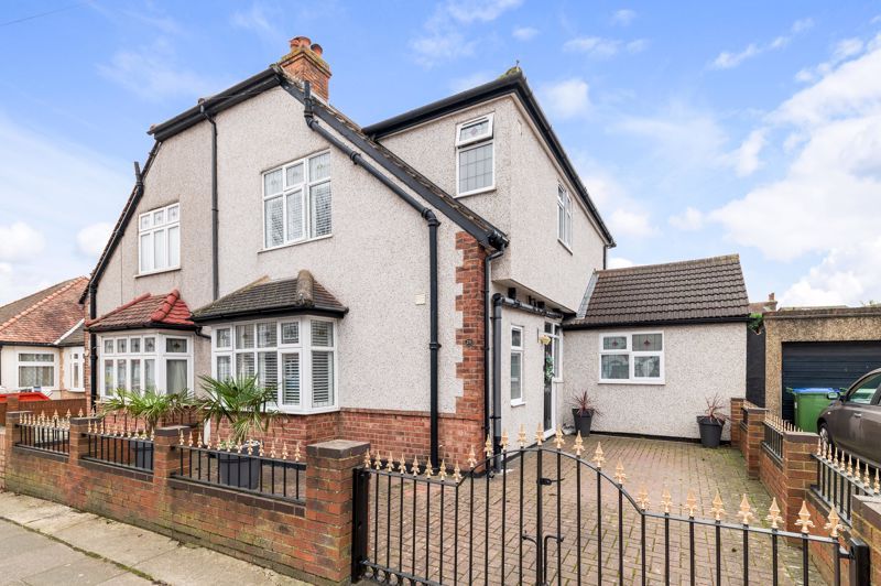 3 bed semidetached house for sale in Woodbine Road, Sidcup DA15 Zoopla