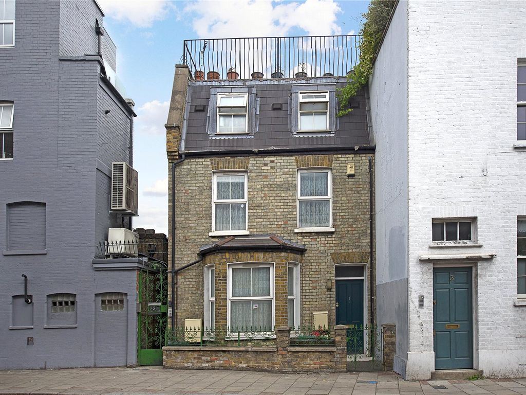 3 bed property for sale in Parkgate Road, Battersea Park SW11, £