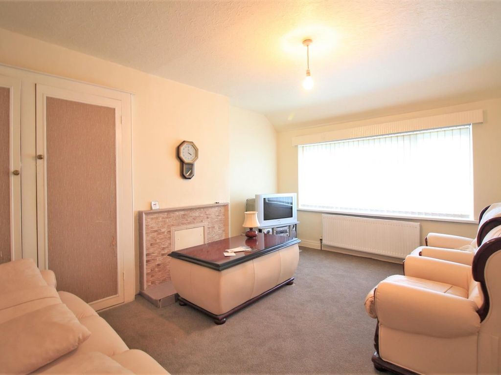 2 bed to rent in North Hyde Lane, Heston TW5 Zoopla