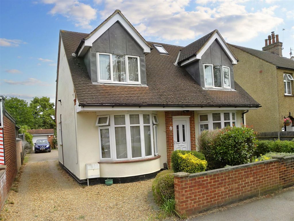 5 bed detached house for sale in Harrowden Road, Shortstown, Bedford MK42 Zoopla
