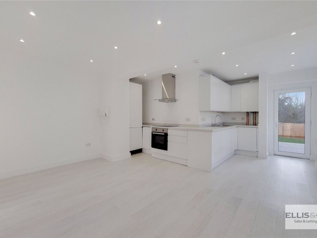 2 bed for sale in Copland Close, Wembley HA0, £380,000 Zoopla