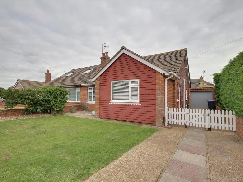 2 bed semidetached bungalow for sale in Windermere Crescent, GoringBy