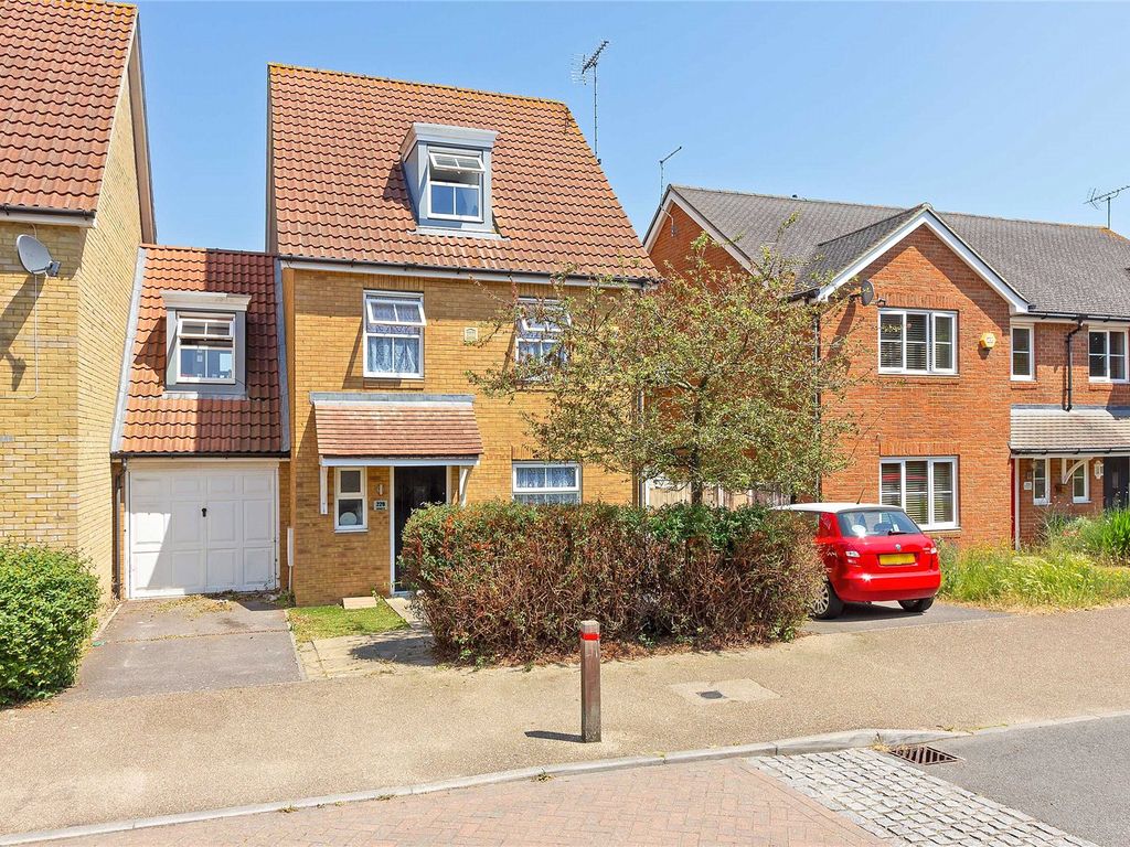 4 bed detached house for sale in Grange Road, Gillingham, Kent ME7 Zoopla