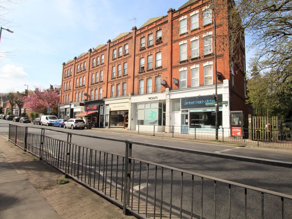 2 bed flat to rent in Muswell Hill Road, London N10 Zoopla