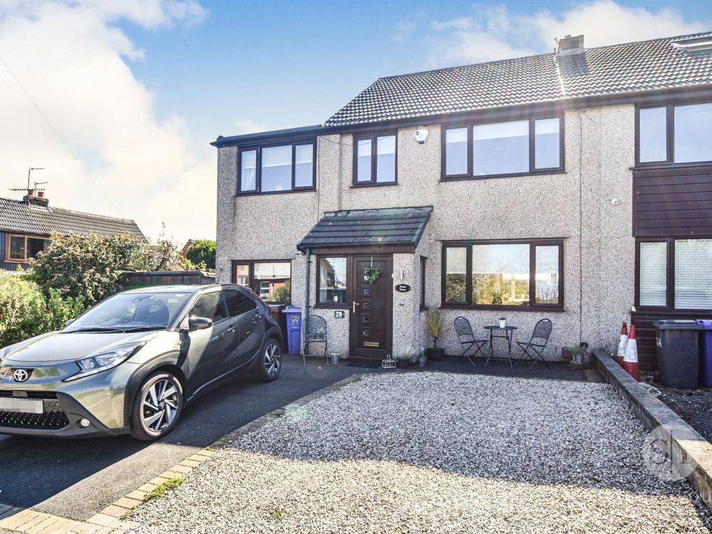 4 bed semidetached house for sale in Aspen Lane, Oswaldtwistle