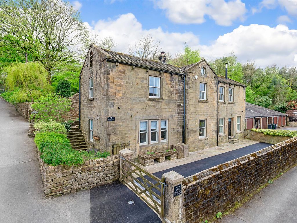 4 bed property for sale in Ben Rhydding Drive, Ilkley LS29, £995,000