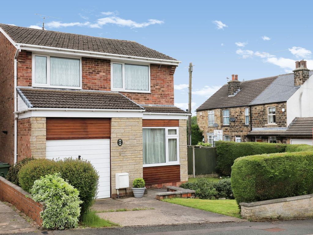 3 bed detached house for sale in Scarsdale Close, Dronfield S18, £