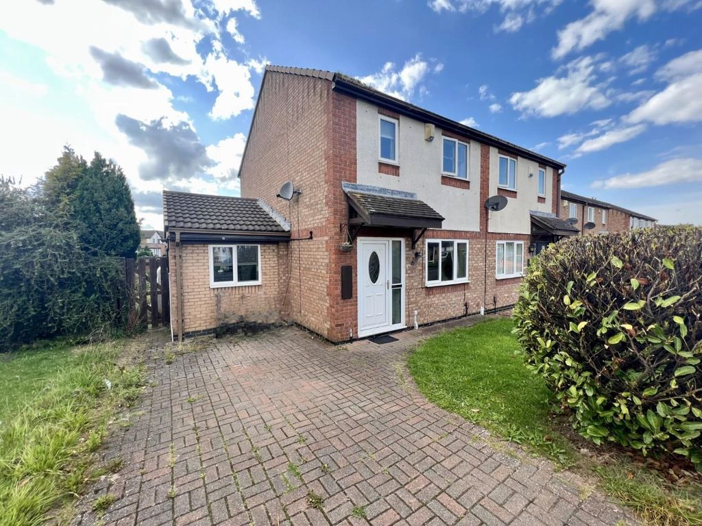 3 bed semidetached house for sale in Emmetts Garden, Ingleby Barwick