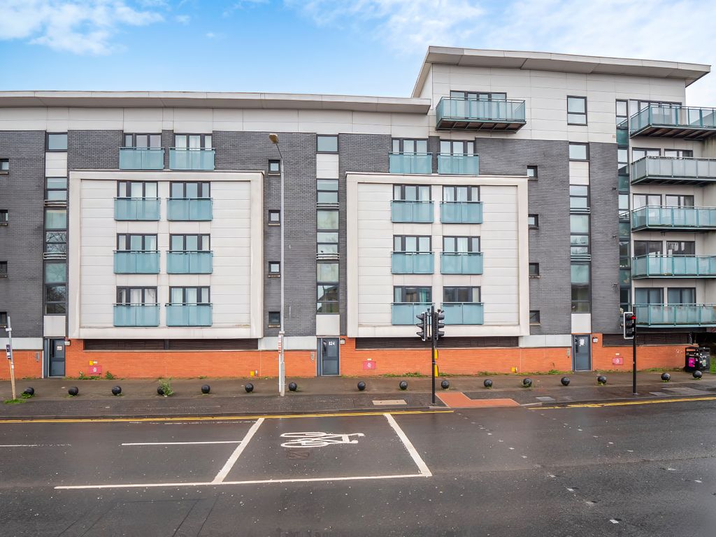 2 bed flat for sale in Maryhill Road, Glasgow G20, £120,000 Zoopla