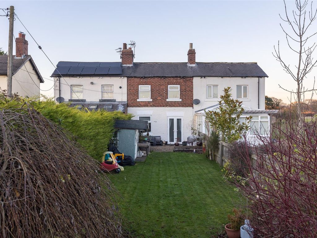 3 bed terraced house for sale in Railway Cottages, West Knapton, Malton