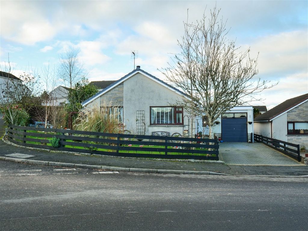 2 bed bungalow for sale in Rowanbank Road, Dumfries DG1, £190,000 Zoopla
