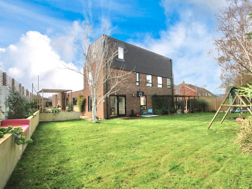 4 bed detached house for sale in Hazlemere Road, Seasalter, Whitstable