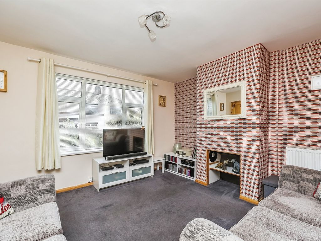 2 bed semidetached house for sale in Hillcrest Drive, Hucknall
