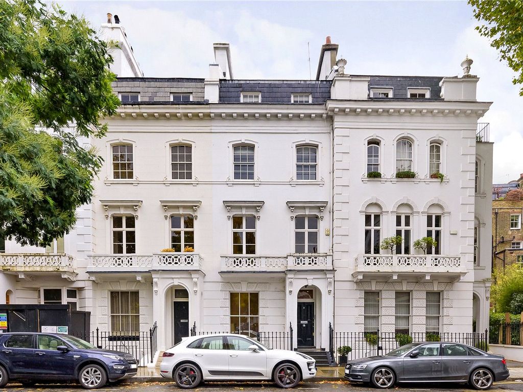 Hereford Square, South Kensington, London SW7  