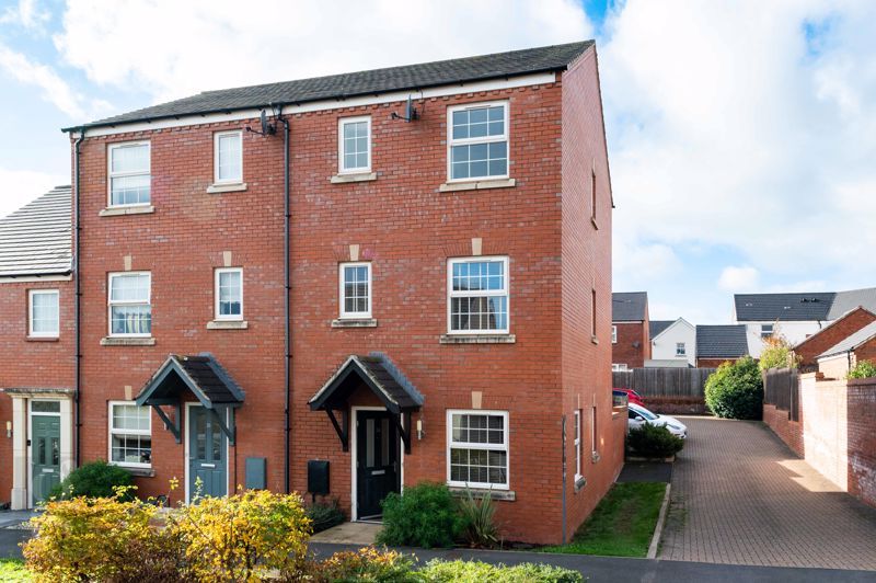 4 bed town house for sale in Red Norman Rise, Holmer, Hereford HR1 Zoopla