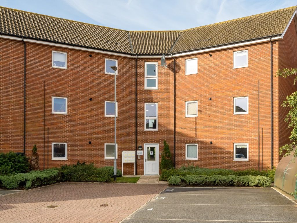 2 bed flat for sale in Rose Drive, Norfolk, Cringleford, Norwich NR4, £