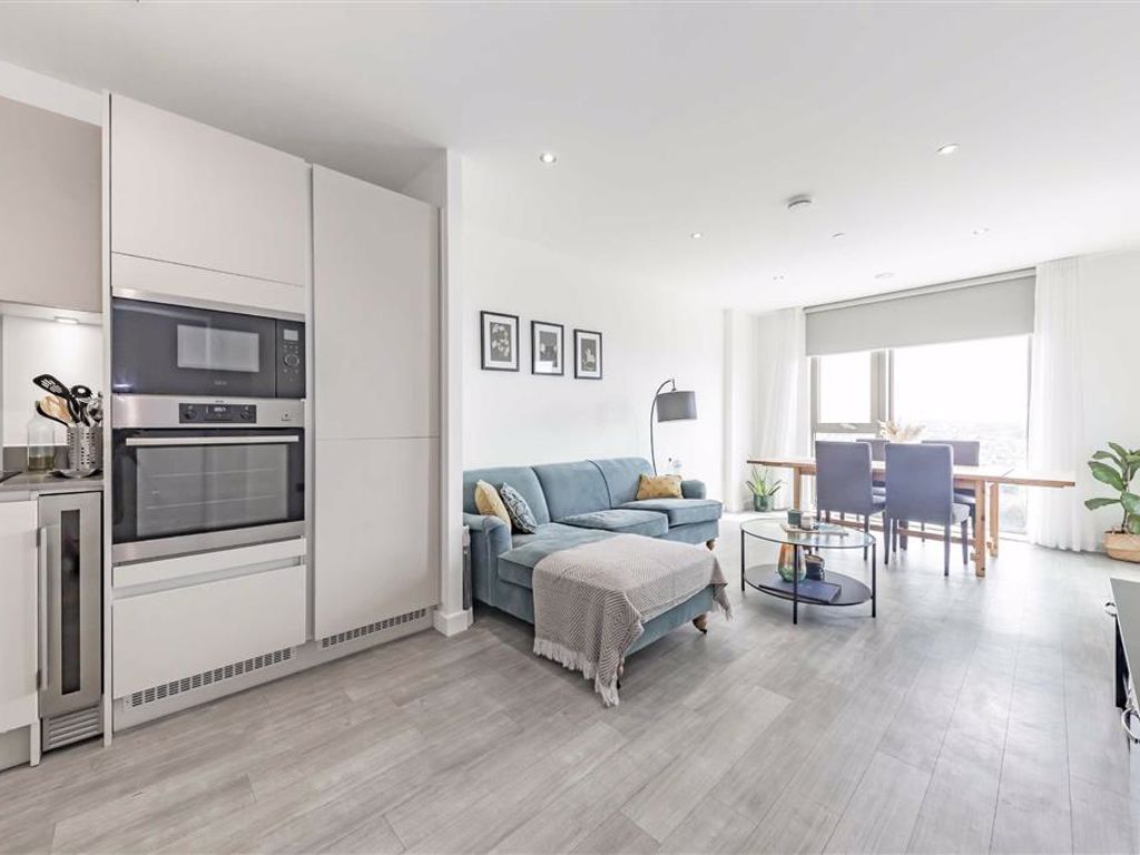 Stockwell Road, London SW9  