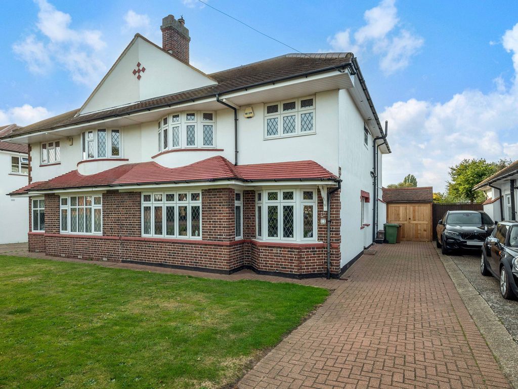 5 bed semidetached house for sale in Willersley Avenue, Sidcup DA15, £