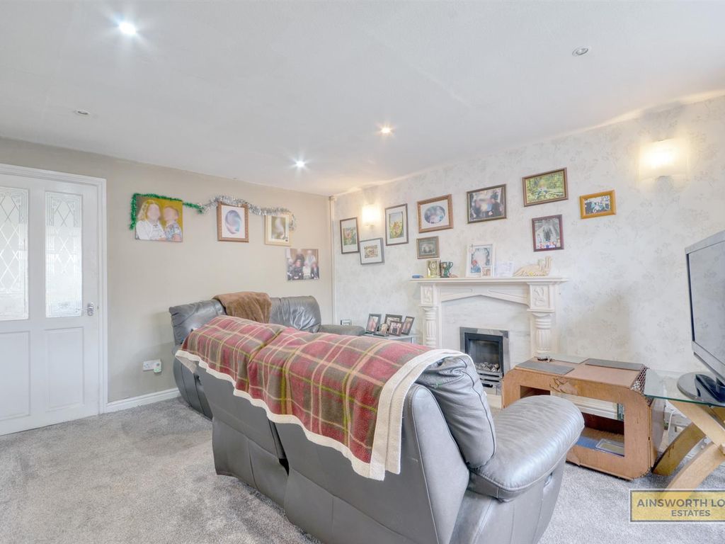 2 bed semidetached house for sale in Moor Close, Darwen BB3, £175,000