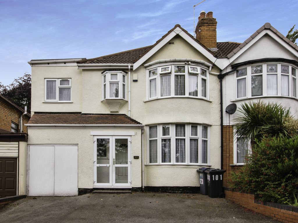 5 bed semidetached house for sale in Wolverhampton Road South