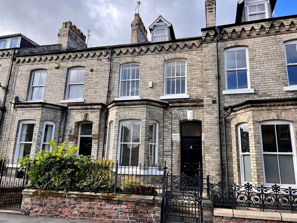 4 bed terraced house to rent in Road, York YO23 Zoopla