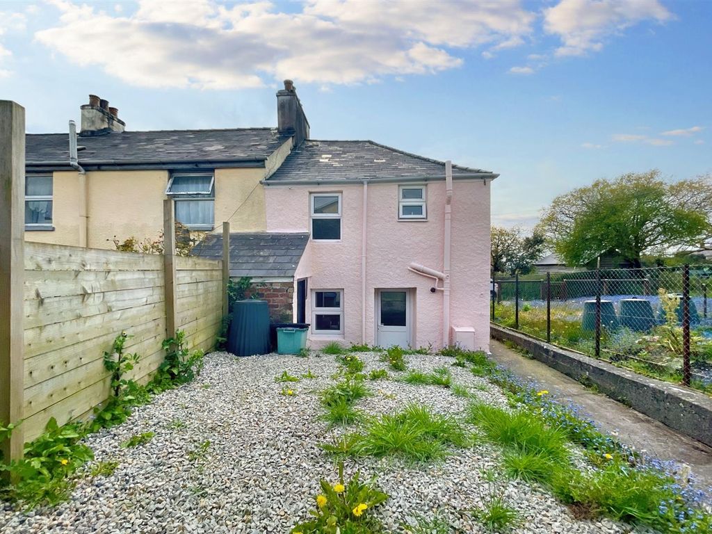 2 bed terraced house for sale in Chapel Street, Bere Alston, Yelverton
