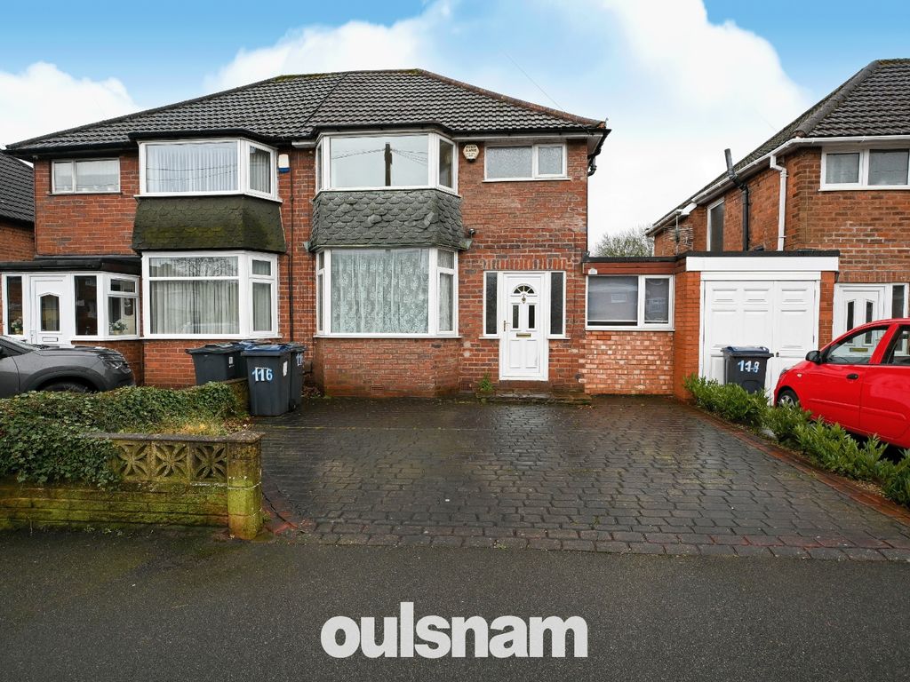 3 bed semidetached house for sale in West Park Avenue, Northfield