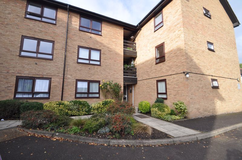 1 bed property for sale in Sycamore Grove, New Malden KT3 Zoopla
