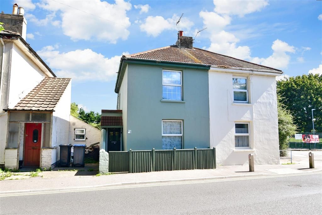 2 bed semidetached house for sale in Hamilton Road, Deal, Kent CT14, £