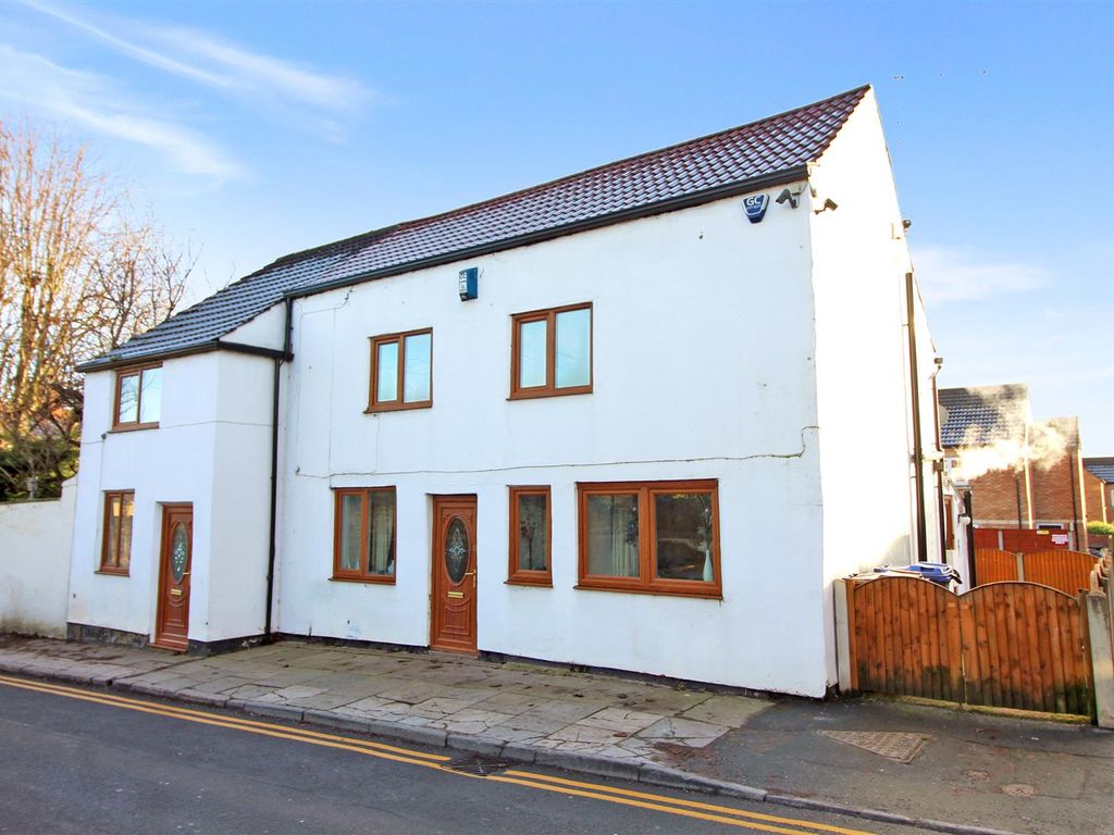 3 bed semidetached house for sale in Kirkgate, Sherburn In Elmet, Leeds LS25, £210,000 Zoopla