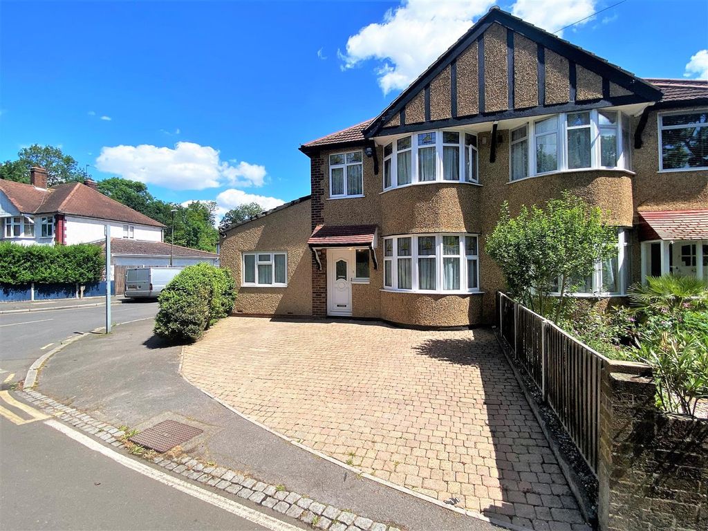 3 bed semidetached house for sale in Phipps Bridge Road, London SW19