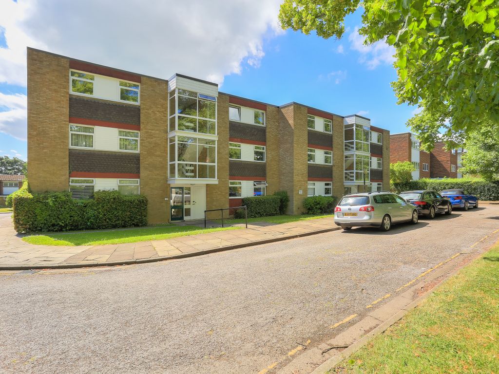 2 bed flat to rent in Milton Road, Harpenden, Herts AL5, £1,450 pcm Zoopla
