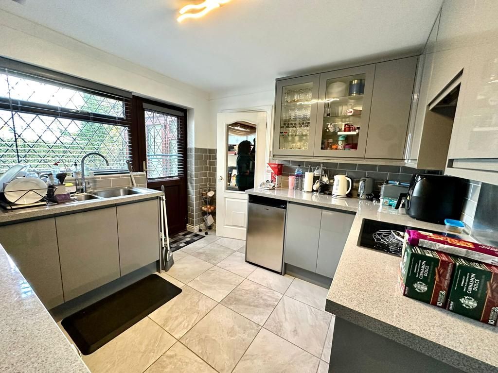 3 bed semidetached house for sale in Ambrose Close, Crayford DA1 Zoopla