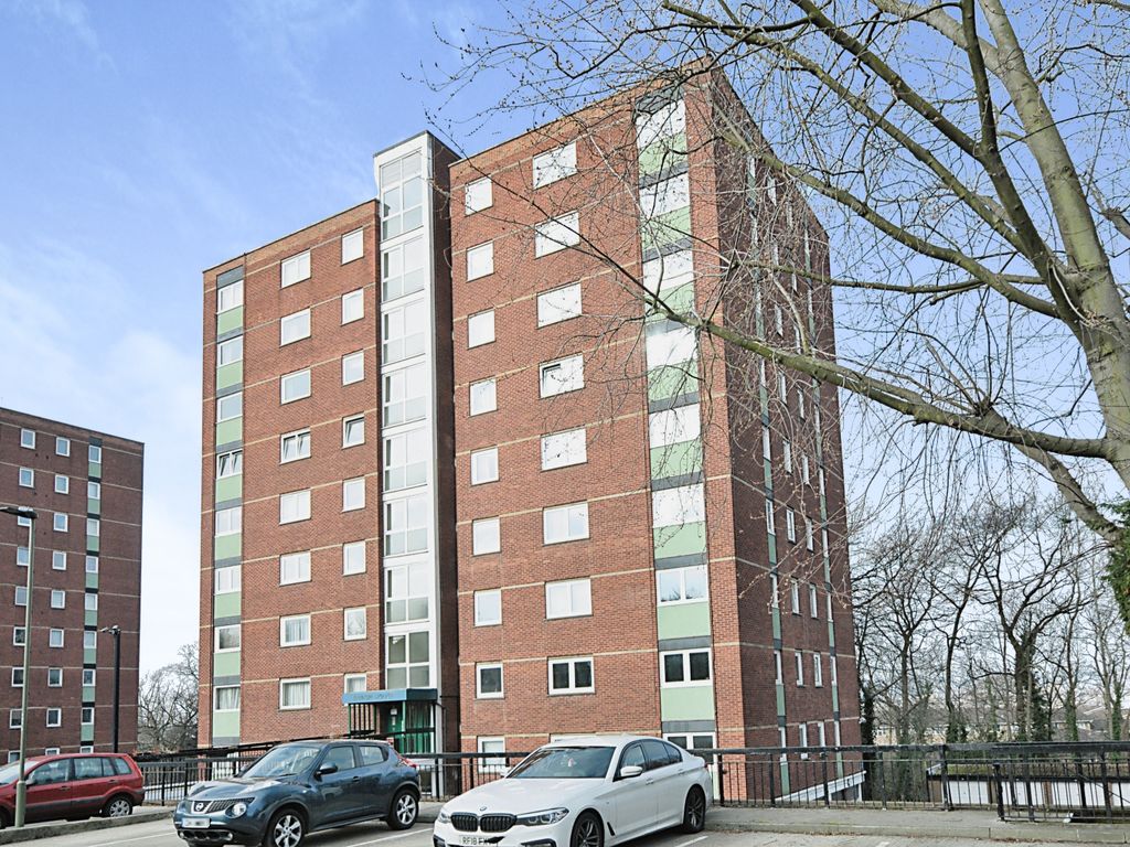 1 bed flat for sale in Porchester Mead, Beckenham BR3 Zoopla