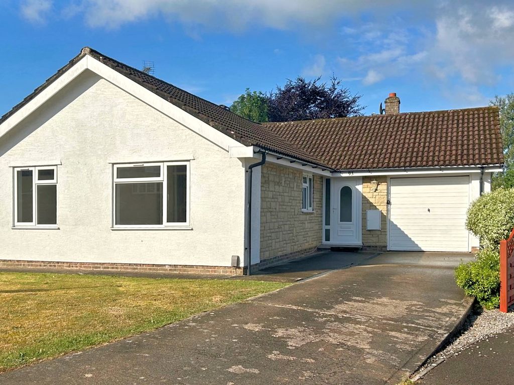 3 bed detached bungalow for sale in Jubilee Drive, Thornbury BS35 Zoopla