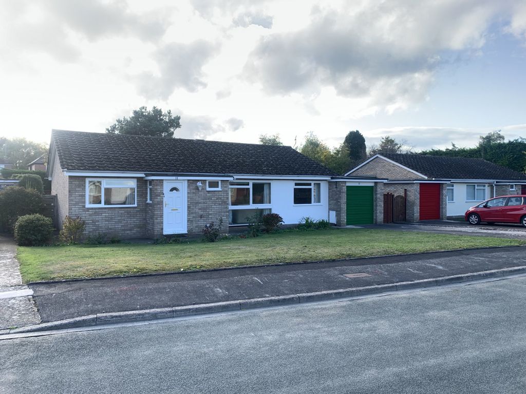 Kingscote Close, Shrewsbury, Shropshire SY2  