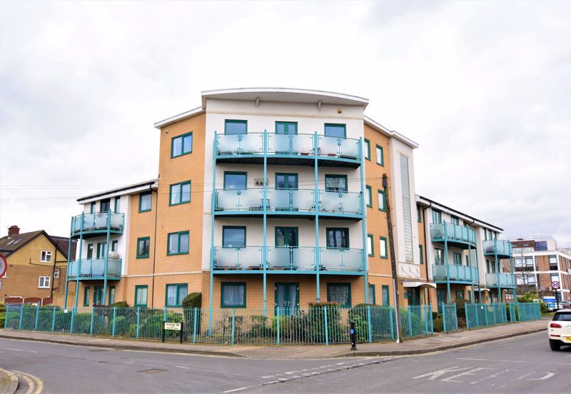 2 bed flat for sale in Imperial Drive, North Harrow, Harrow HA2 Zoopla
