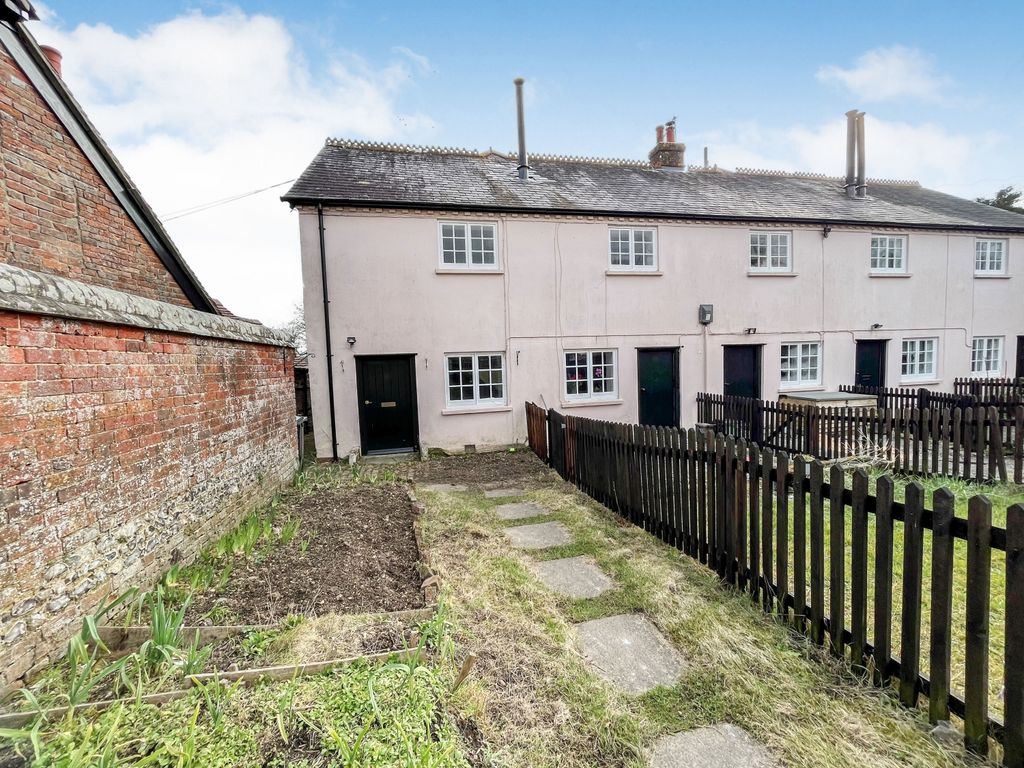 2 bed end terrace house to rent in Rose Villas, Witchampton, Wimborne